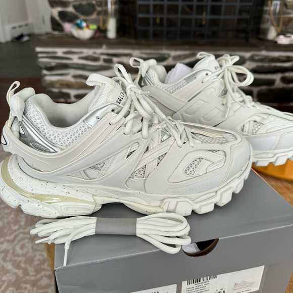 Balenciaga track sneakers - Picture 9 of 9